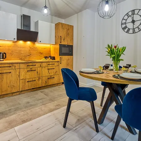 Apartment Royal Aparts Centrum - Kilinskiego 17a Przy Wyciagu, Blisko Szlakow Szklarska Poreba
