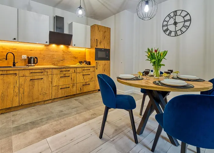 Apartament Royal Aparts Centrum - Kilińskiego 17a Przy Wyciągu, Blisko Szlaków Szklarska Poręba